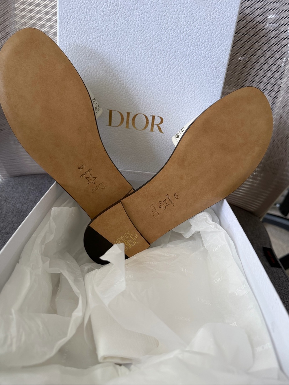 Christian Dior D-Lane Cream Calfskin Slide in 40.5 - Picture 7 of 7